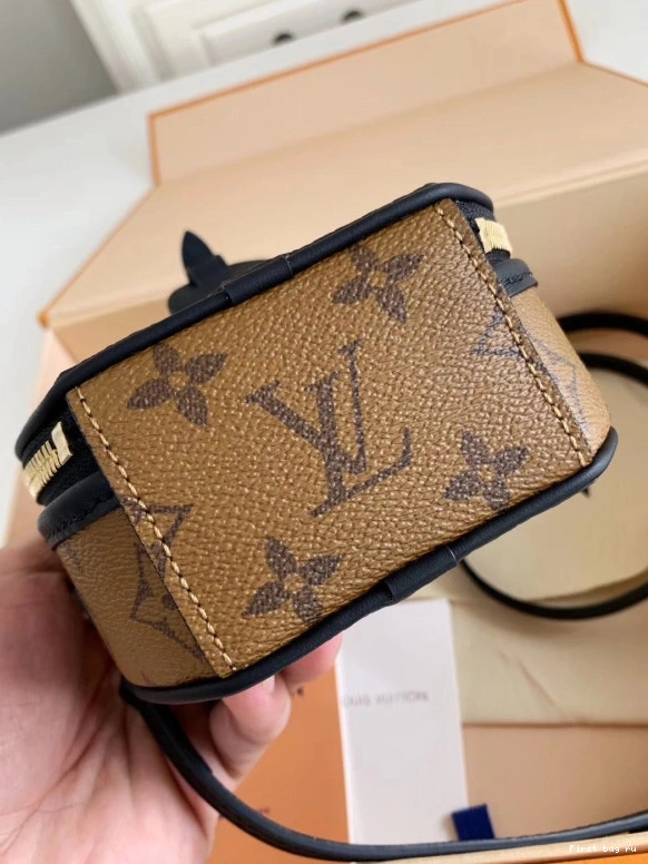 Frstbag ru CHAPEAU BOITE VUITTON MINI LOUIS 0724